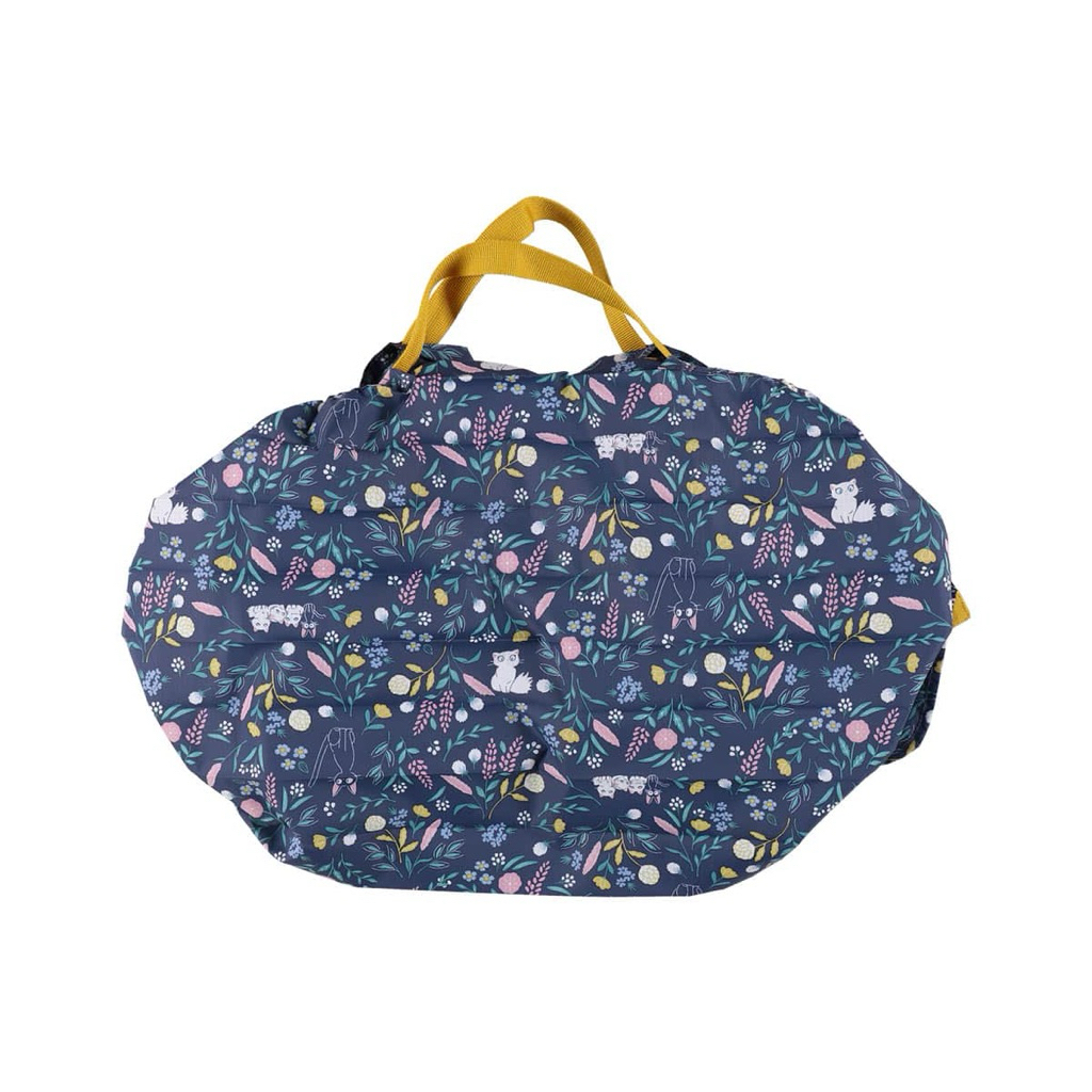 พร้อมส่ง!! Eco shopping bags ภูตพิทักษ์ป่าและแม่มดน้อย	ย กระเป๋าผ้า พับเก็บได้ 30*35 cm.