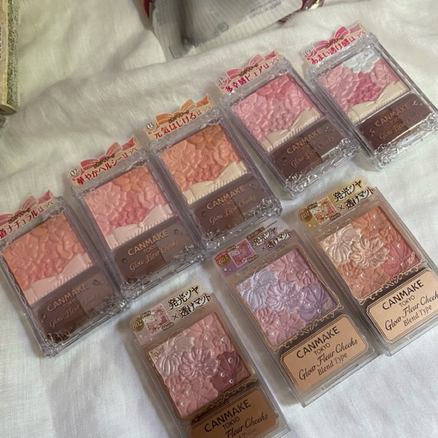 แท้ฉลาก🇯🇵 บลัชดอกไม้ CANMAKE Glow Fleur Cheeks
