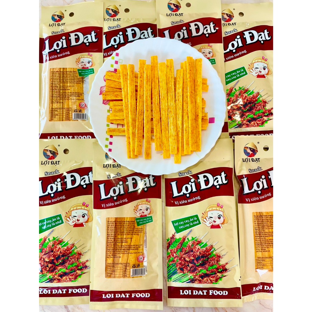 Y2 หม่าล่าย่างแผ่นขนมแผ่นล่าเถียว รสหม่าล่า Loi Dat (1 ลัง 10 แพ๊ค) 300 ซอง