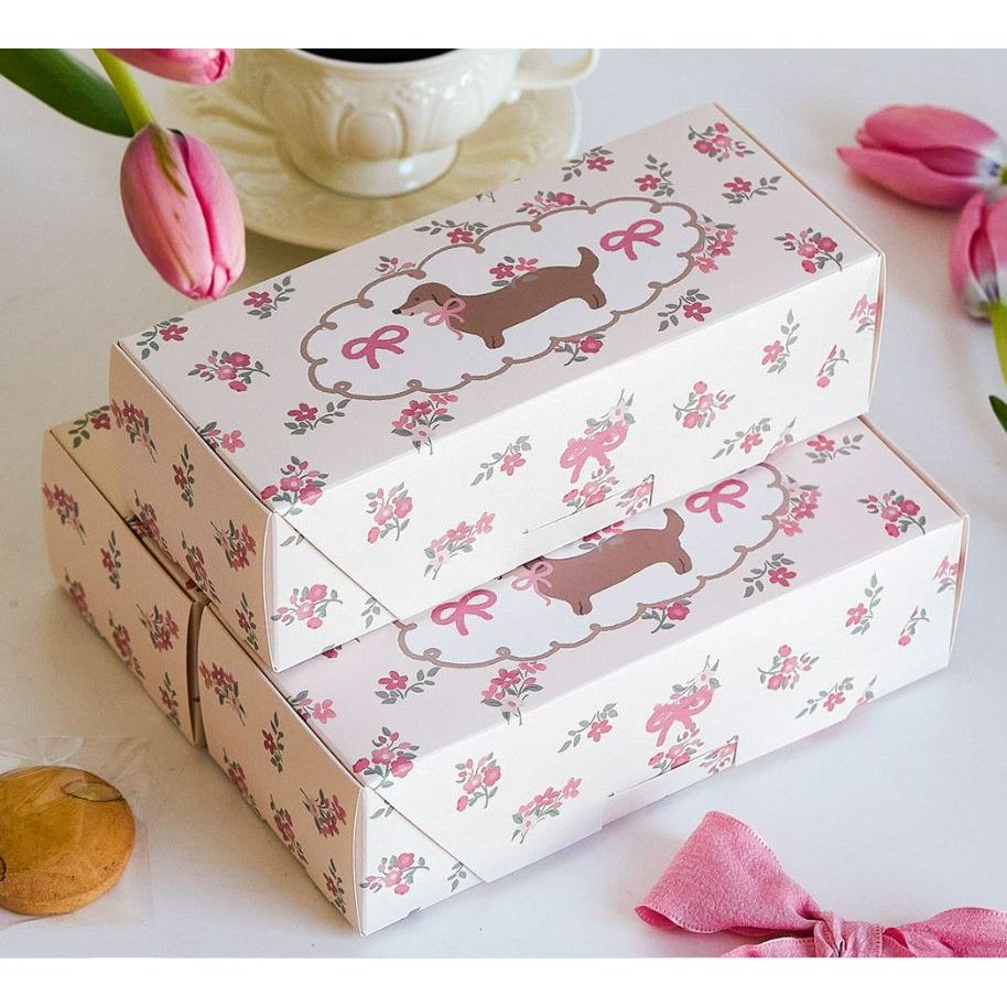 กล่องใส่ขนมลายคอร์กี้ดอกไม้ชมพู กล่องใส่คุกกี้ลาย Corgy Flower  (แพค 5 ใบ)