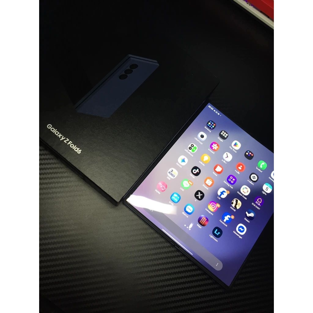 Fold 6 Samsung 12/256 เครื่องแท้ศูนย์มือสอง ใช้งาน ปกติ