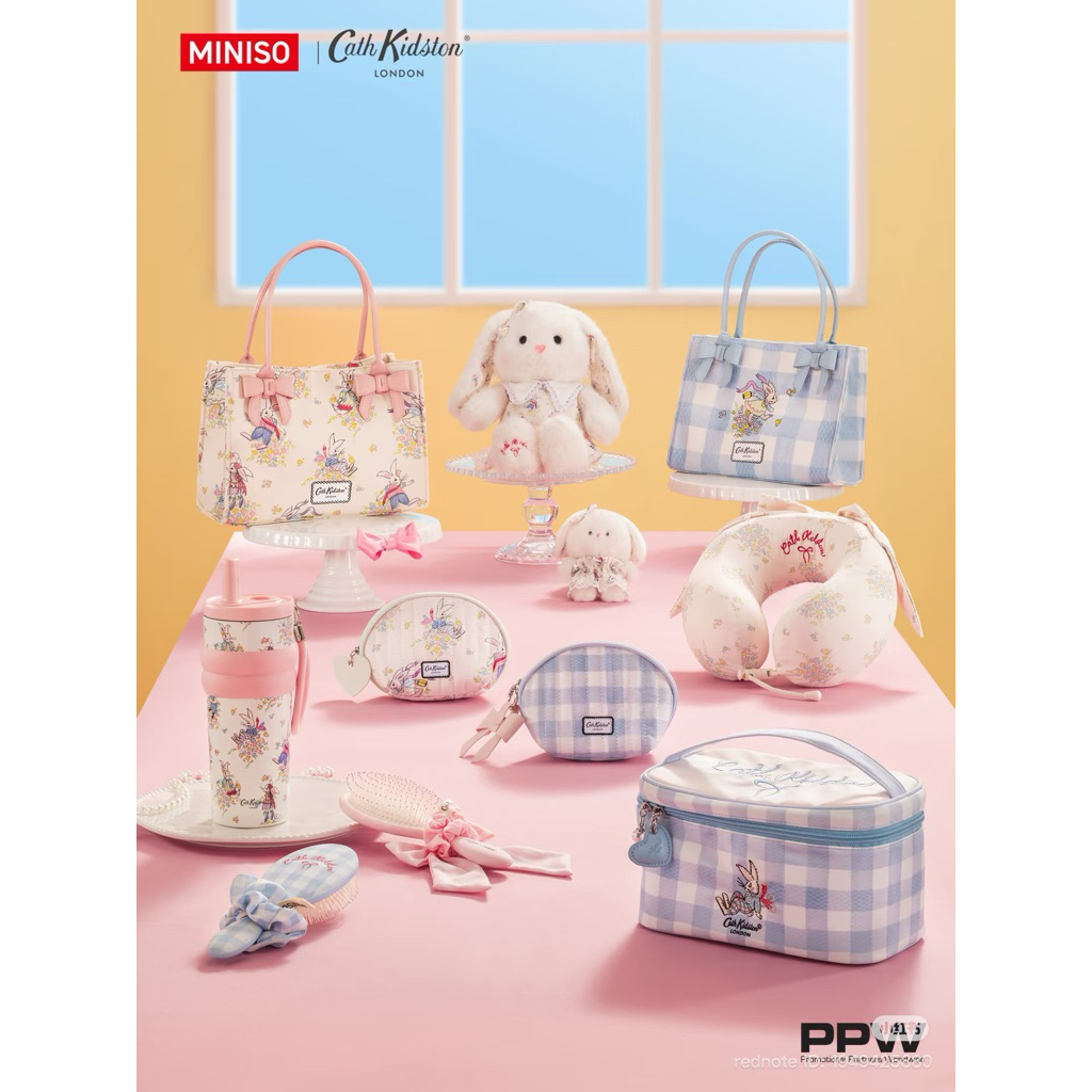 พร้อมส่งในไทย🇹🇭 MINISO x Cath Kidston รวม ของใช้กระเป๋า ที่เก็บของ พวงกุญแจ ลิขสิทธิ์แท้ จาก เซี่ยงไฮ้ 🇨🇳💯