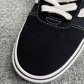 ✨ของแท้ 100%✨ Old Skool Black รองเท้าผ้าใบ ทรงคลาสสิค ใส่สบาย น้ำหนักเบา แมทช์ง่าย พร้อมส่ง