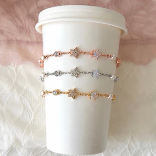 Socrush.bkk | LACIE STAR bracelet | SB-105 | สร้อยข้อมือ ดาว มุก