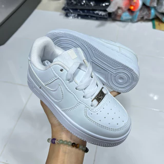 รองเท้าผ้าใบเด็กรองเท้านักเรียนใส่ได้ทั้งเด็กชายเด็กหญิงสินค้าพร้อมส่ง