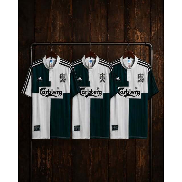 LIVERPOOL retro jersey ขาว - เขียว ของแท้100%