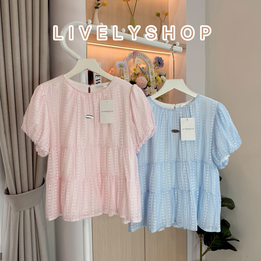 เสื้อแขนบอลลูนมีซับในทั้งตัว ลายดอกมินิ มีอะไหล่ LIVELY  J15