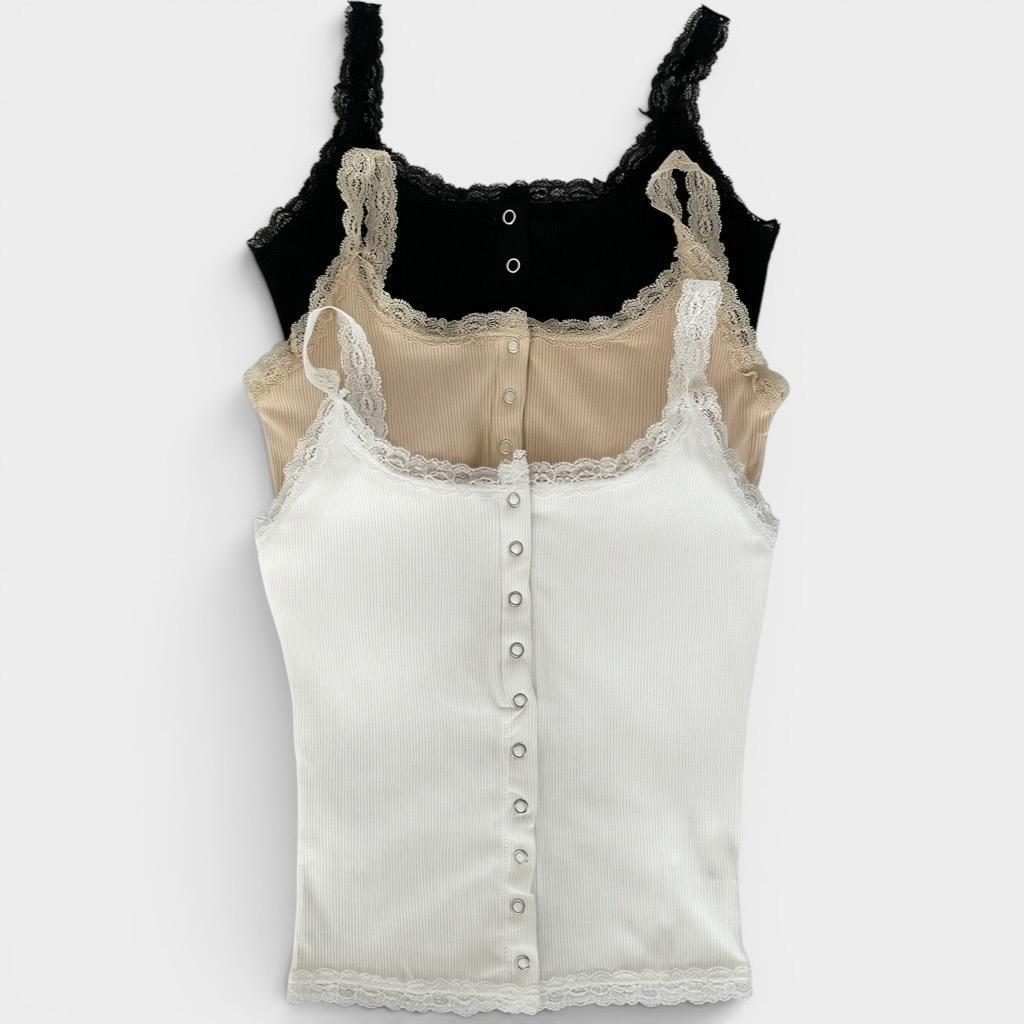 Atipashop - Lace Angel Tank เสื้อกล้ามฟองน้ำ ดีเทลลูกไม้