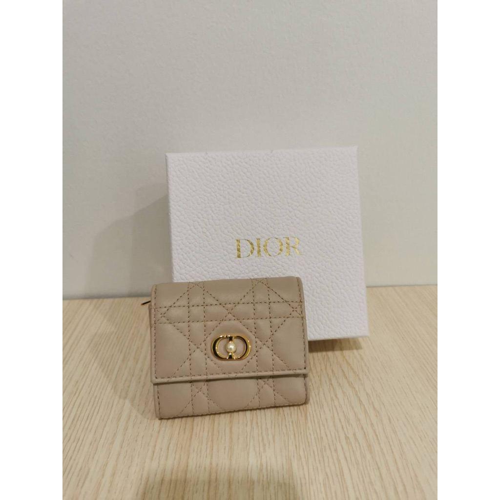 ✨ พร้อมส่ง Dior Jolie Glycine Wallet สีเบจ 🤍
