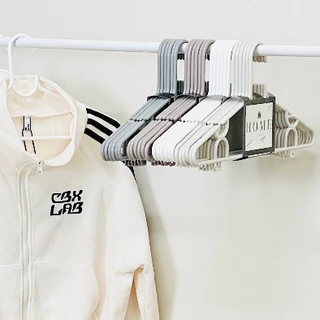 ไม้แขวนเสื้อ พรีเมียม สีขาว มินิมอล ไม้แขวน พลาสติก อย่างดี ยกลัง 6 แพ็ค ราคาถูก #No.37 ขาวx6