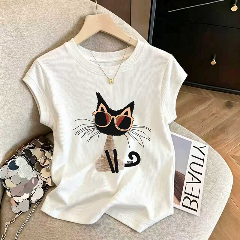 เสื้อยืดผู้หญิงทรงรัดรูป แขนสั้น ไซส์ M-3XL มีให้เลือกหลายสี จัดส่งในกรุงเทพ