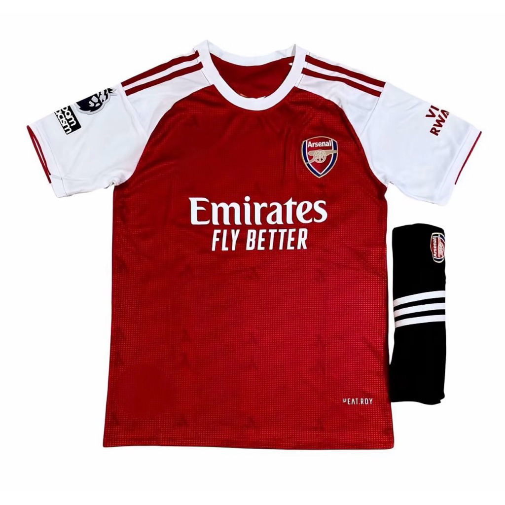 ชุดกีฬาที่ได้รับความนิยมสำหรับฤดูกาล 2025/26 👉 มีให้เลือกหลายขนาด: M, L, XL, 3XL 🗒️ 👉 ทั้งเสื้อและกางเกงขาสั้น »