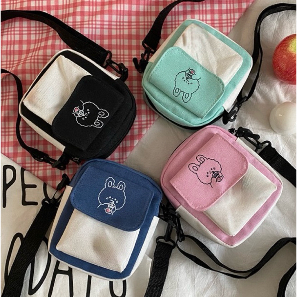 สินค้าพร้อมจัดส่ง กระเป๋าสะพายข้าง ผ้าร่มสังเคราะห์คุณภาพ ใช้ใส่สัมภาระส่วนตัว