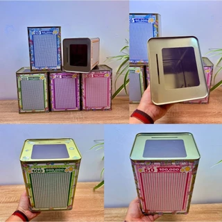 กระปุกออมสิน (ปี๊บแบบทึบหน้าต่างบน) ขนาด 17x23 cm พร้อมตารางออม สติ๊กเกอร์ ปากกา ซองกันชื้น