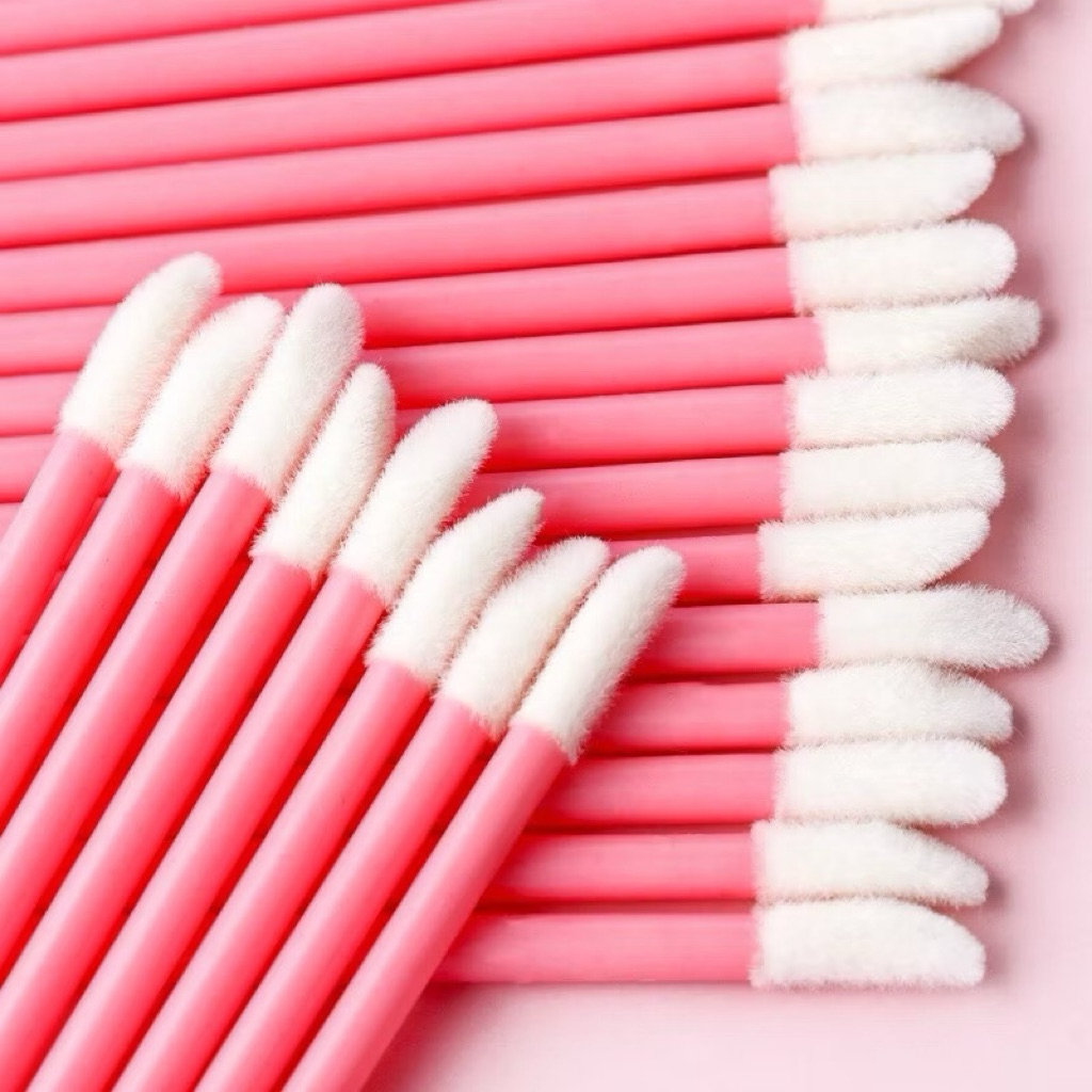 50 ชิ้นทิ้ง Lip แปรงขนตาแปรงแต่งหน้า Lash Extension มาสคาร่า Applicator ลิปสติก Wands ชุดเครื่องมือเครื่องสําอาง