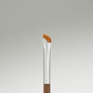 BRUSH STUDIO S series 504 : Short Angled Liner Brush แปรงเขียนอายไลเนอร์ปลายตัด