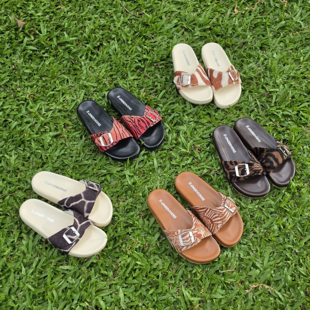 ​OHODOODEE - Urban Safari Soft Slides รองเท้าแตะเดินชิลฟีลแฟชั่นนิสต้า (ซาฟารี)