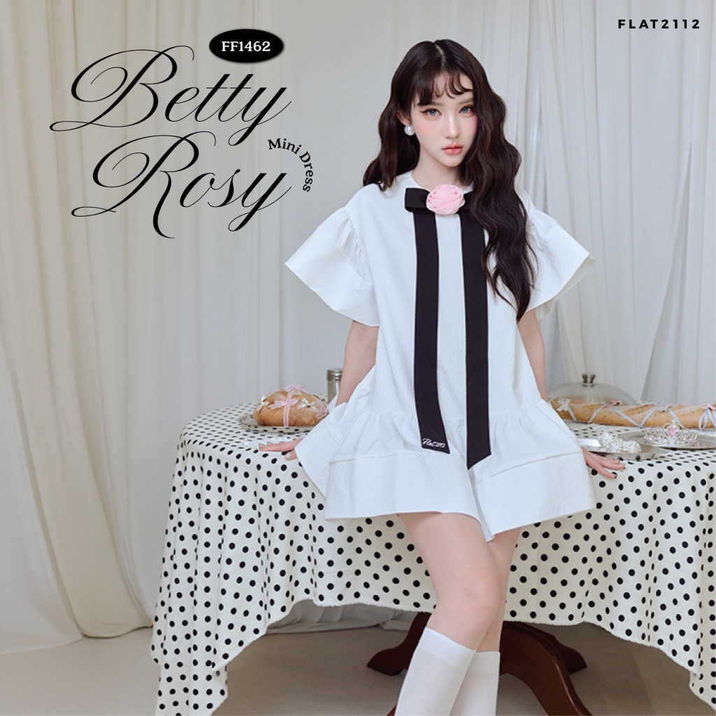 FLAT2112 : BETTY ROSY MINI DRESS เดรสสั้นสีขาว เดรสโบว์ดำยาว เดรสขาวสไตล์ลูกคุณหนู เดรสคาเฟ่ลุคคุณหนู (FF1462)