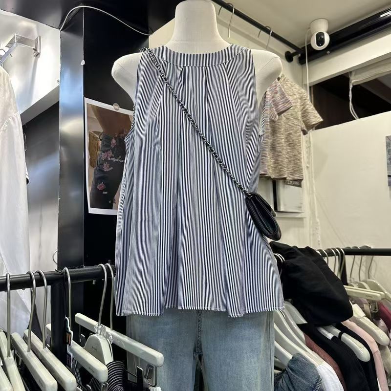 Amber*เสื้อกล้ามผู้หญิงฤดูร้อนลายทางแนวตั้งคอกลมร่องอกพับ หลวมสบายสไตล์มินิมอล