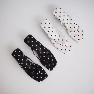 รองเท้าส้นสูง 1.5 นิ้ว limited น่ารักไม่ไหว Minimal แต่ดูแพง เสริมลุคให้ดูสูงเพรียวแบบไม่ต้องพยายาม