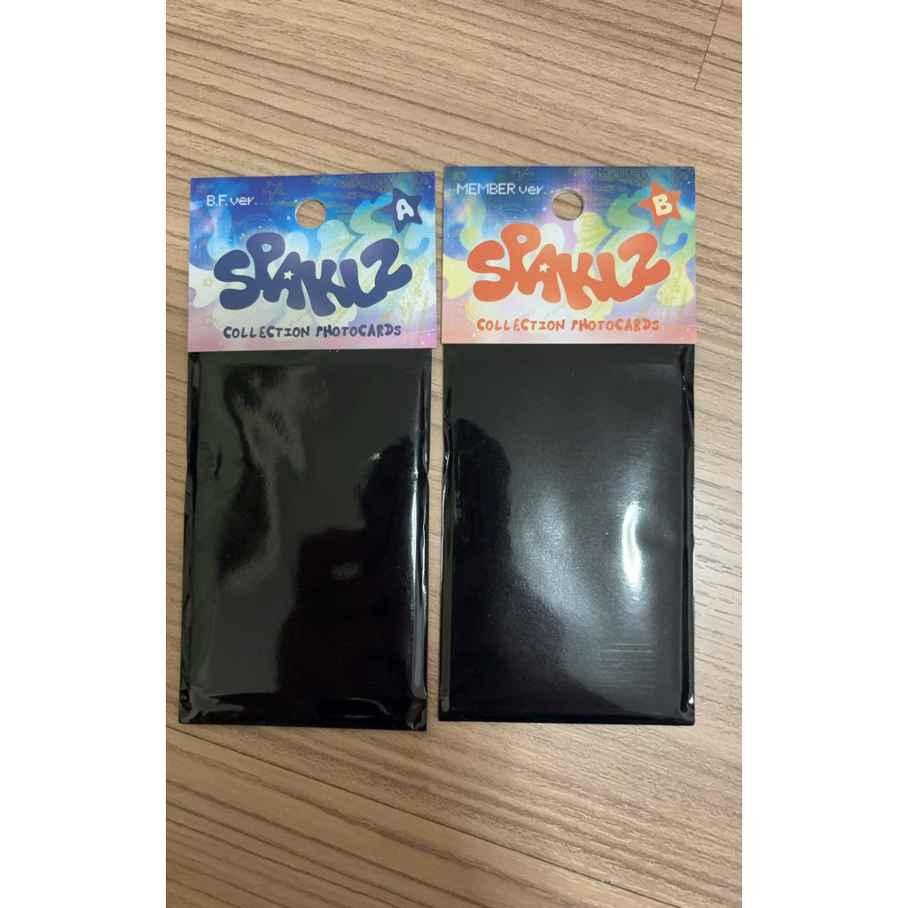 ซองสุ่มโฟโต้การ์ดคอลเลกชัน SPAKLZ เวอร์ชัน A และ B