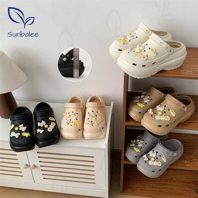 SHO-SUN8694 รองเท้าหัวโตผู้หญิง ทรงมน แบบสวม มีสายรัดส้น เสริมพื้นหนา 8 ซม วัสดุ EVA แถมตัวติดน่ารัก