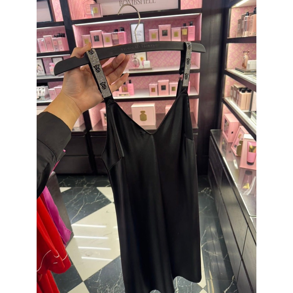 เดรสซาตินสายเพชร Victoria’s Secret แท้