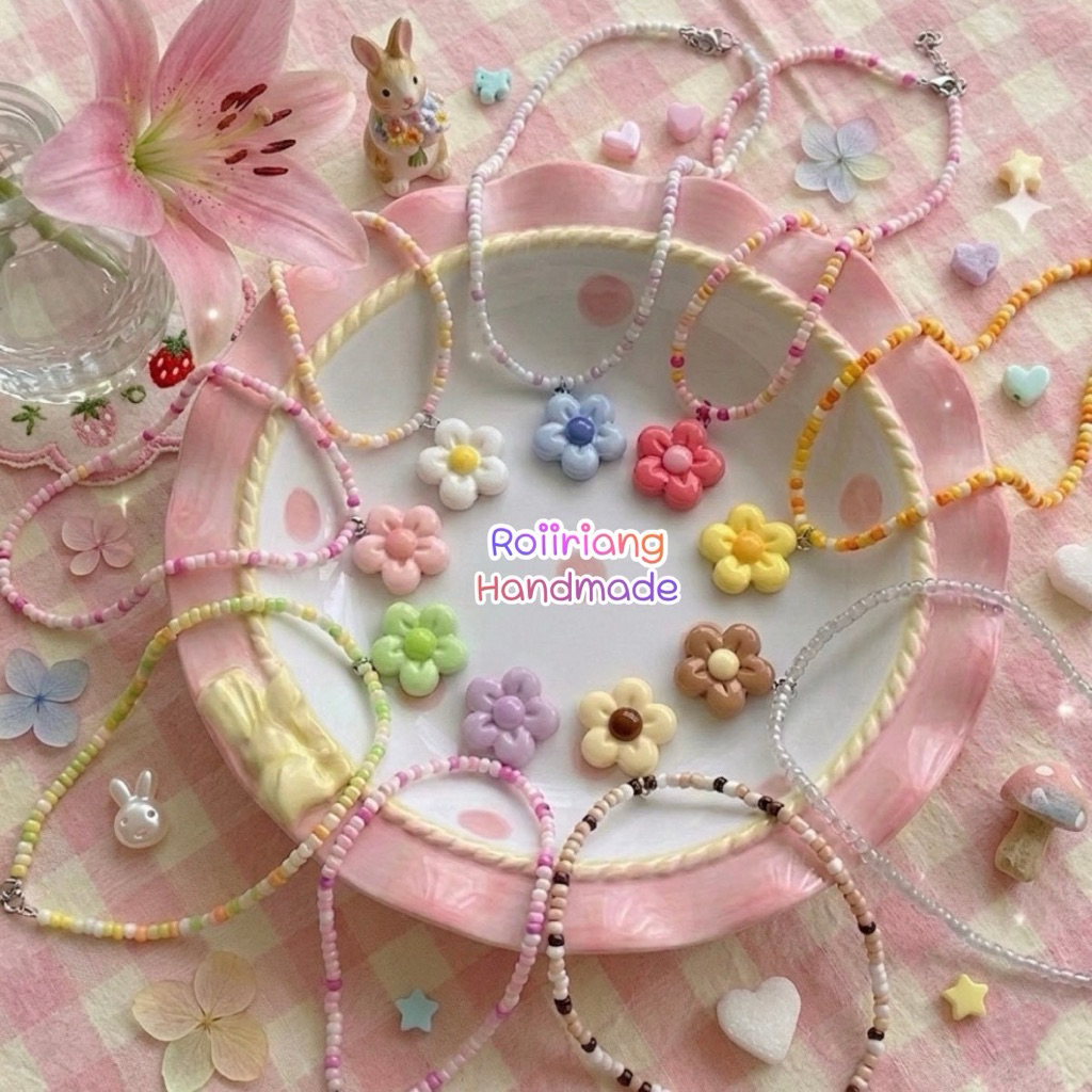 [พร้อมส่ง]🌼สร้อยคอลูกปัดแฟชั่น จี้ดอกไม้ปุ๊กปิ๊ก สร้อยคอผู้หญิง สไตล์มินิมอล