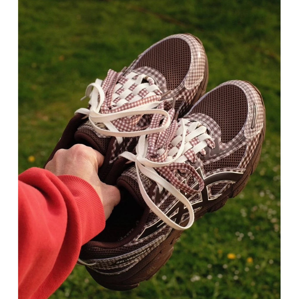 ASICS GEL-VENTURE 6 X STORY MFG “REDDISH BROWN”