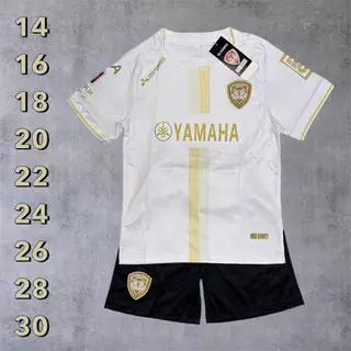 ชุดฟุดบอล2025-2026 (เสื้อ+กางเกง) ชุดเด็กและผู้ใหญ่มีครบไซส์พร้มส่งในไทยจัดส่งไว1-3วันได้ของ ชุดกีฬาทีมนอกแบบใหม่ๆล่าสุด