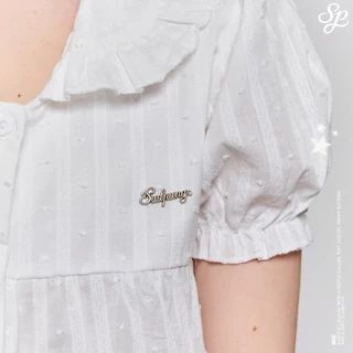 Iris_SP139 เสื้อโอเวอร์ไซส์แขนจั๊ม กระดุมดอกไม้ 4 เม็ด ใส่สบาย ทรงน่ารักสไตล์เกาหลี