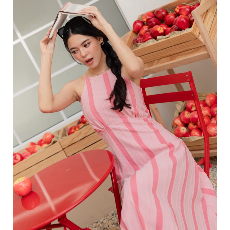 LOVELY LOLA in summer (LIMITED E.) น่ารักแบบลูกคุณ สีละมุนแบบที่ตกหลุมรักได้ง่ายๆ