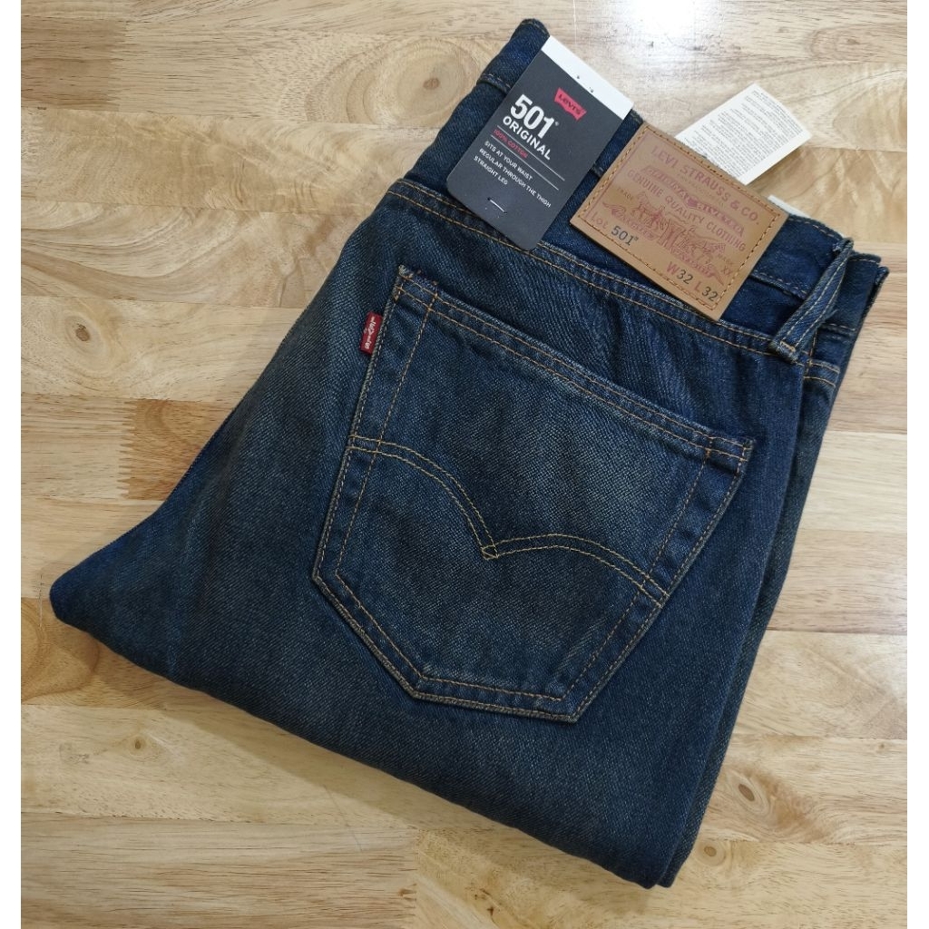 Levi's 501- 3713 Original Jeans (Big E.) กางเกงยีนส์ผู้ชาย made in Egypt แท้ ผ้าไม่ยืด ราคา3,490฿