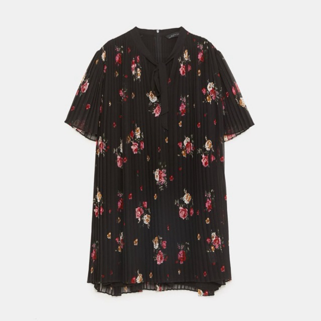 Zara dress ชุดเดรส xs