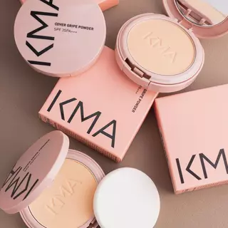 [แพค 3 ชิ้น] KMA แป้งผสมรองพื้น กระจายแสงผิวใส SPF25PA+++ Cover Gripe Powder