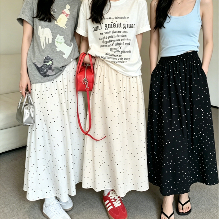 RosieMall  🌹กระโปรงมิติลายจุด ดำ ขาว เบจ ชมพู ผ้าไหมซีฟอง เอวสูงสำหรับตัวเล็ก มีซับใน มีกระเป๋า(2003)