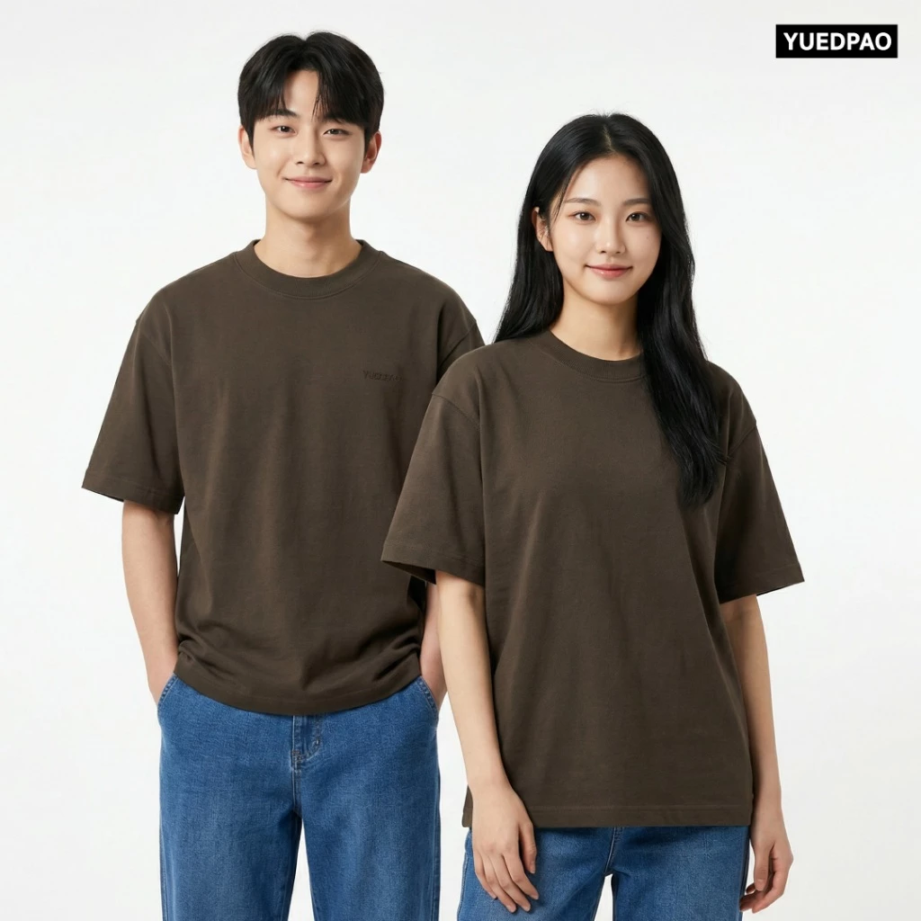เสื้อยืดโอเวอร์ไซส์ Yuedpao Oversized Feather Comfort 2026 Set Dark Tone thumbnail 8