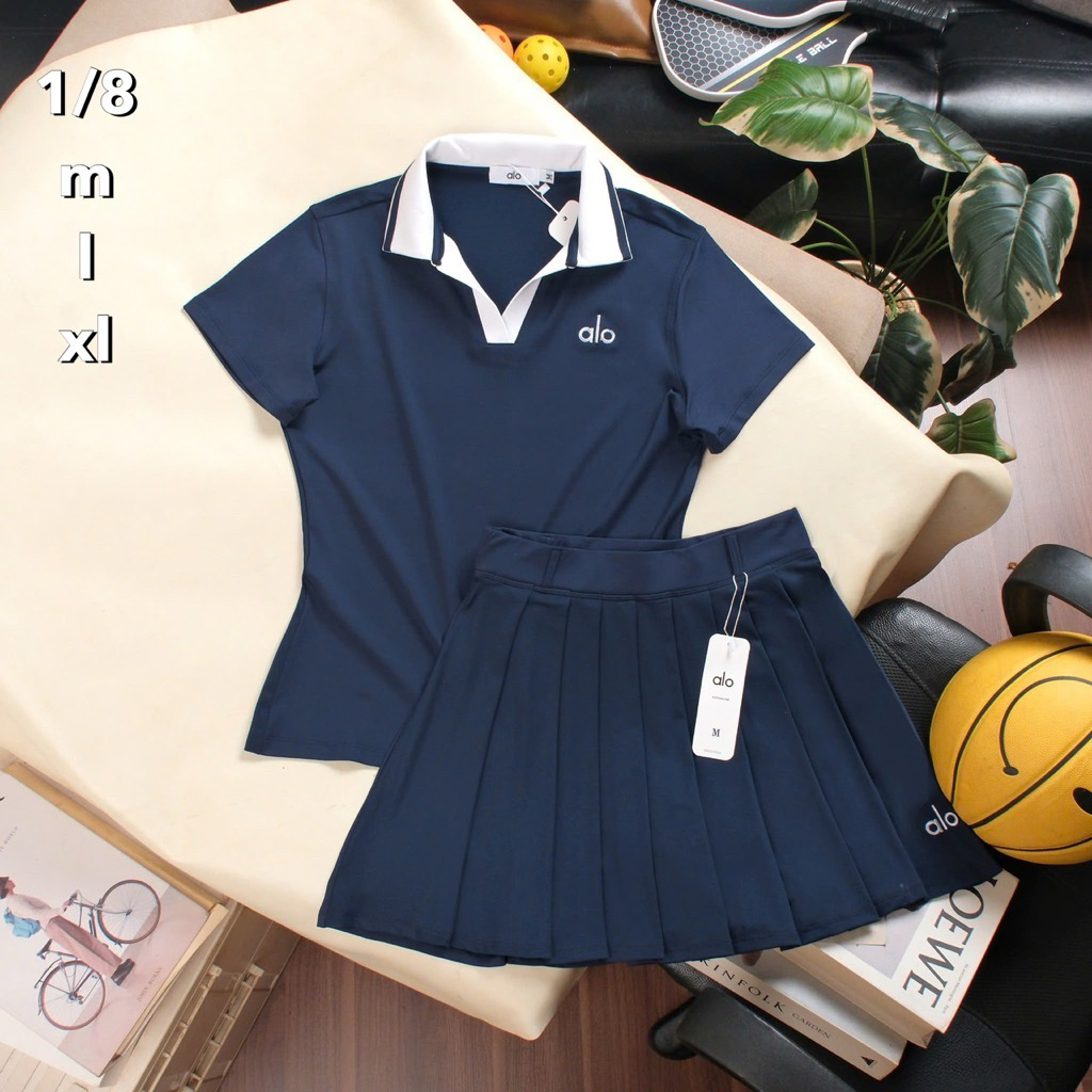 พร้อมส่ง! ชุดตีกอล์ฟผู้หญิง เสือแขนสั้น กระโปรงมีซับในขาสั้น ซื้อครั้งเดียวได้ทั้งชุด (เสื้อ+กระโปรง)