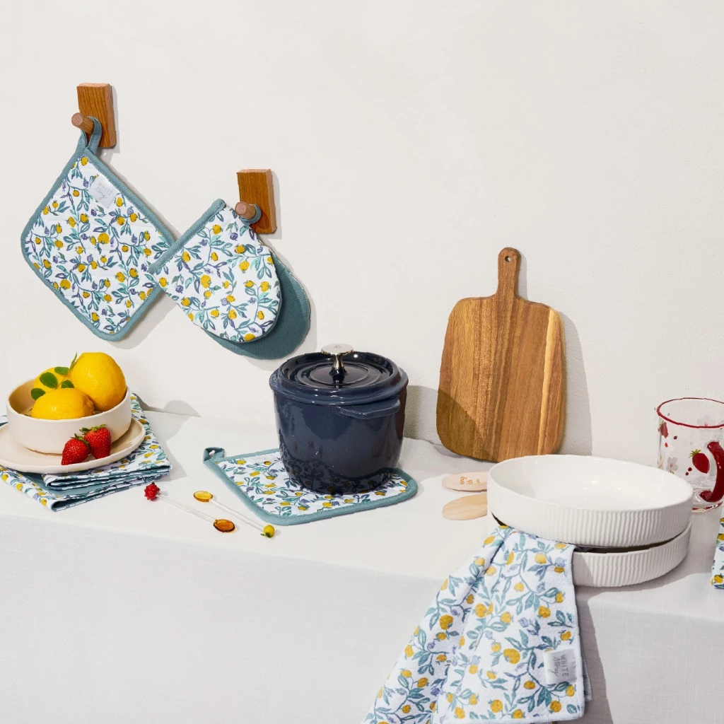 White Story - Lemon & Strawberry Collection