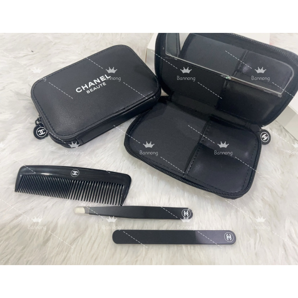 ของแท้ 100% chanel beaute kit หวี ตะไบเล็บและคีมปากเล็ก พร้อมกระเป๋าหนังขนาดพกพา