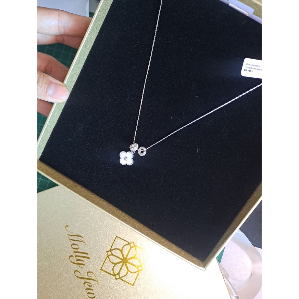 สร้อย คอ Molly jewelry
