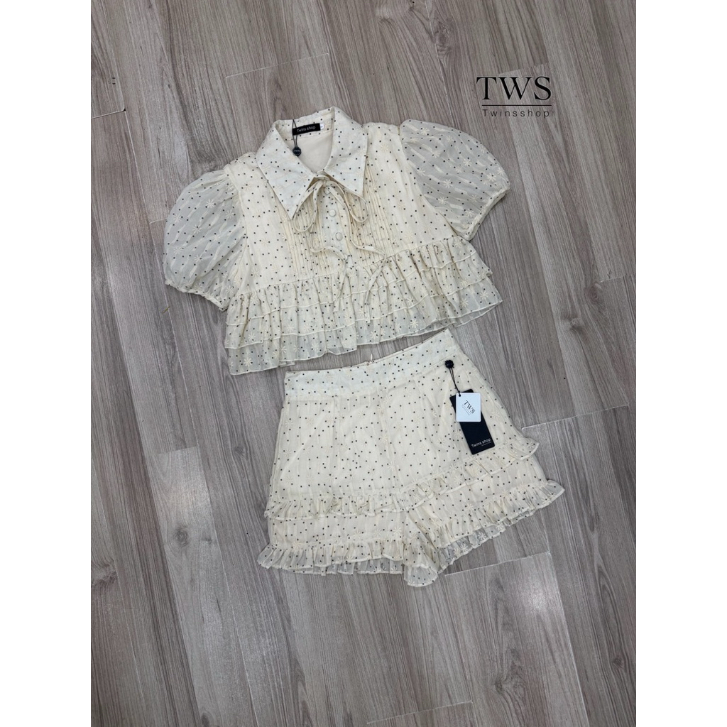 Twins shop Set เสื้อ+ขาสั้น ชุดน่ารักไปคาเฟ่ รูปที่ 2