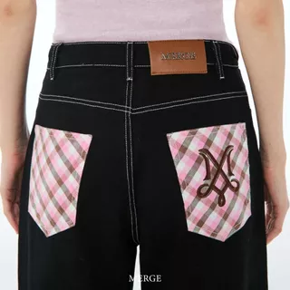 Merge Official - V Folded Waist Jeans (พร้อมส่ง)