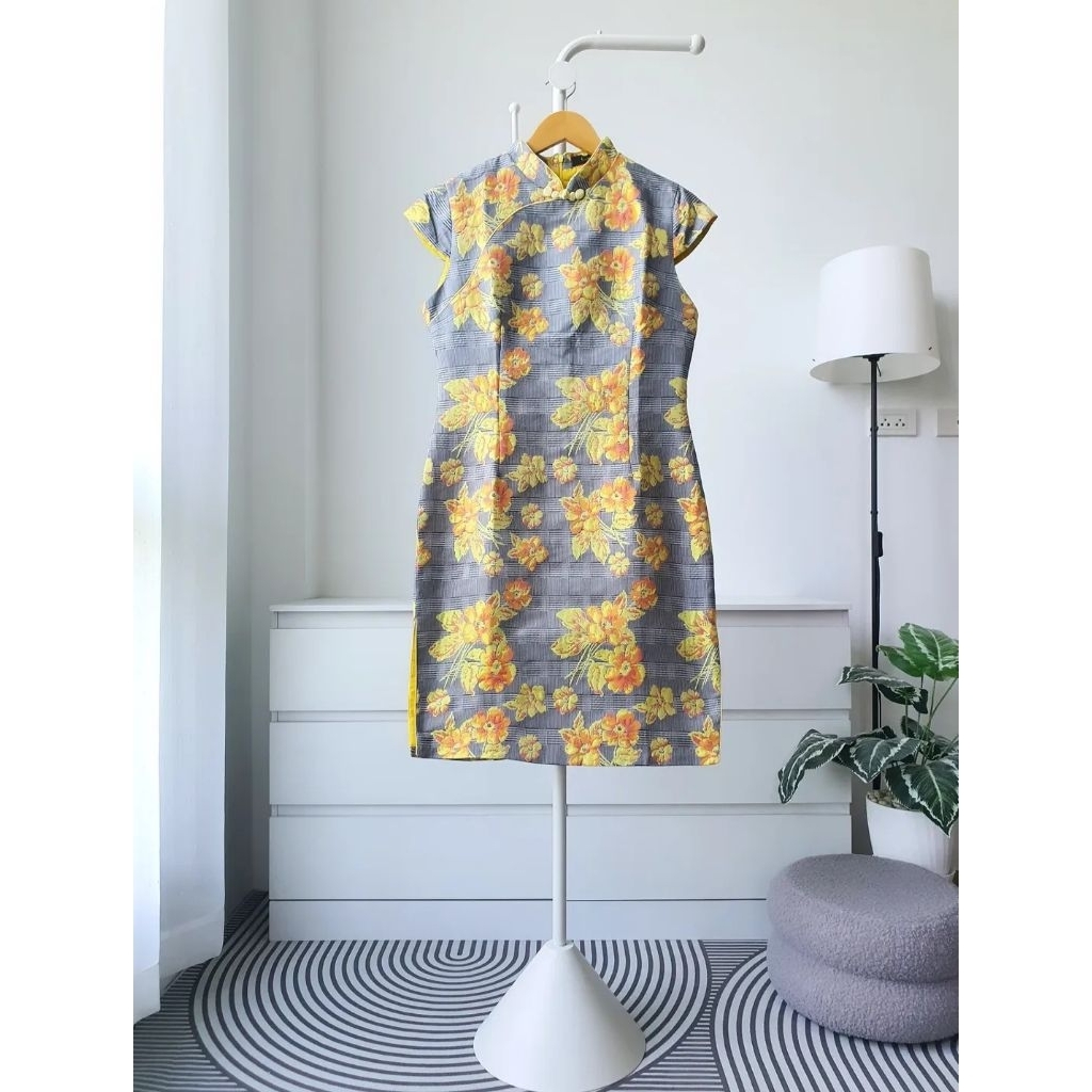 เดรส Carisa siam dress (รบกวนอ่านรายละเอียดสินค้าและตัดสินใจก่อนสั่งซื้อ สั่งแล้วห้ามยกเลิกและพร้อมช