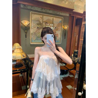Lumière Lace : สายเดี่ยวระบาย ชั้นใหญ่ แต่งลูกไม้ มีซับใน ด้านหลังสานๆ ร้อยเชือก ปรับสายสั้นยาว งานเกรดนำเข้า