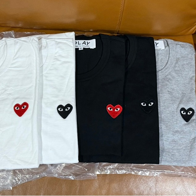 เสื้อ Play Comme Des Garcons ของแท้ 100%