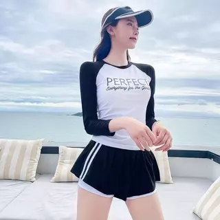 🌸พร้อ​มส่ง🌸ชุดว่ายน้ำ 2 ชิ้น ชุดว่ายน้ำกีฬา เสื้อแขนสั้นและกางเกงขาสั้น รุ่นใหม่ summer beach