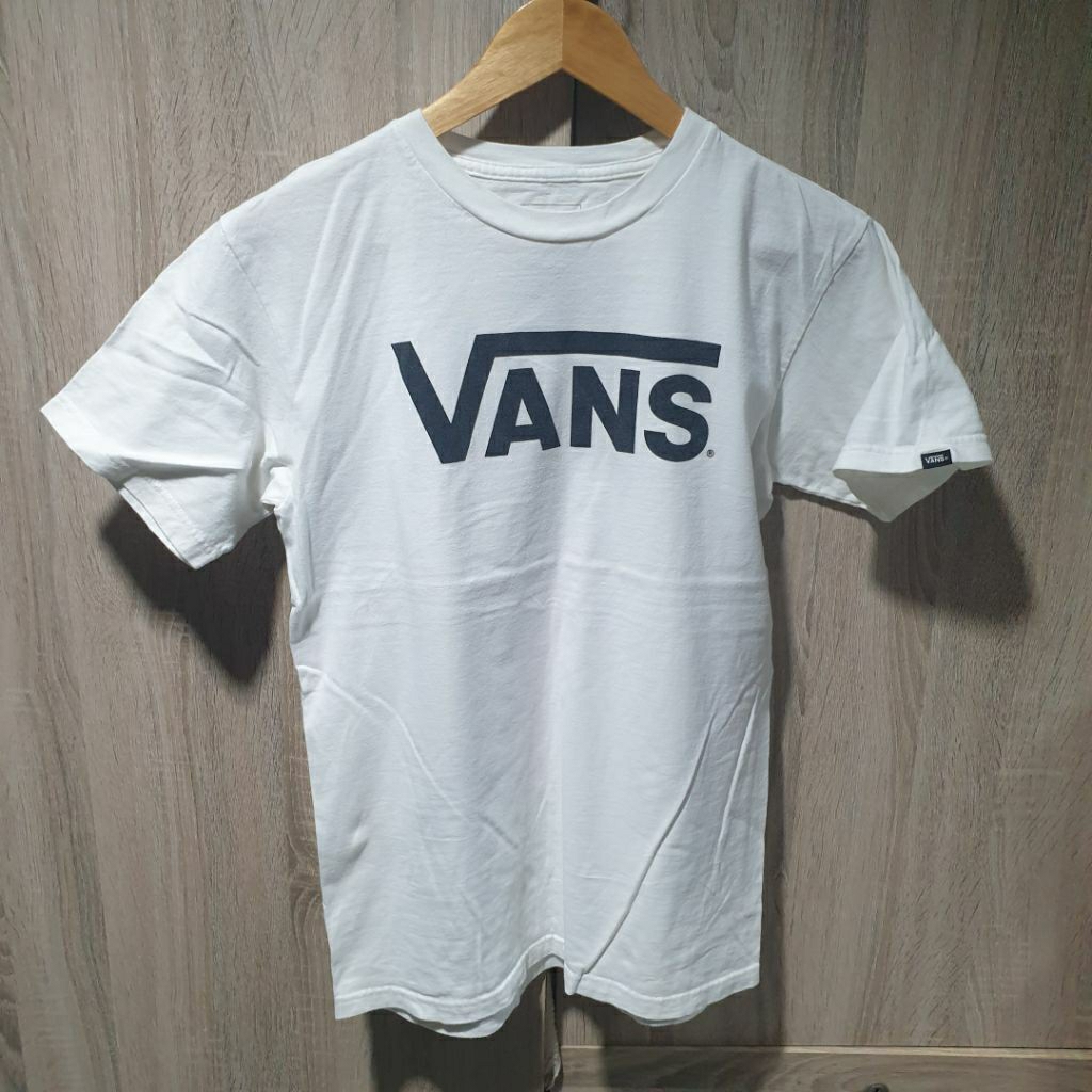 เสื้อยืดVANS สีขาว ของแท้มือสอง