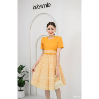 KS646 ชุดเดรสผ้าทอลาย คอกลม แต่งขอบเอวสูงโบว์ กระโปรงบาน8ชิ้น งานอัดกาวทั้งชุด (S-5XL)