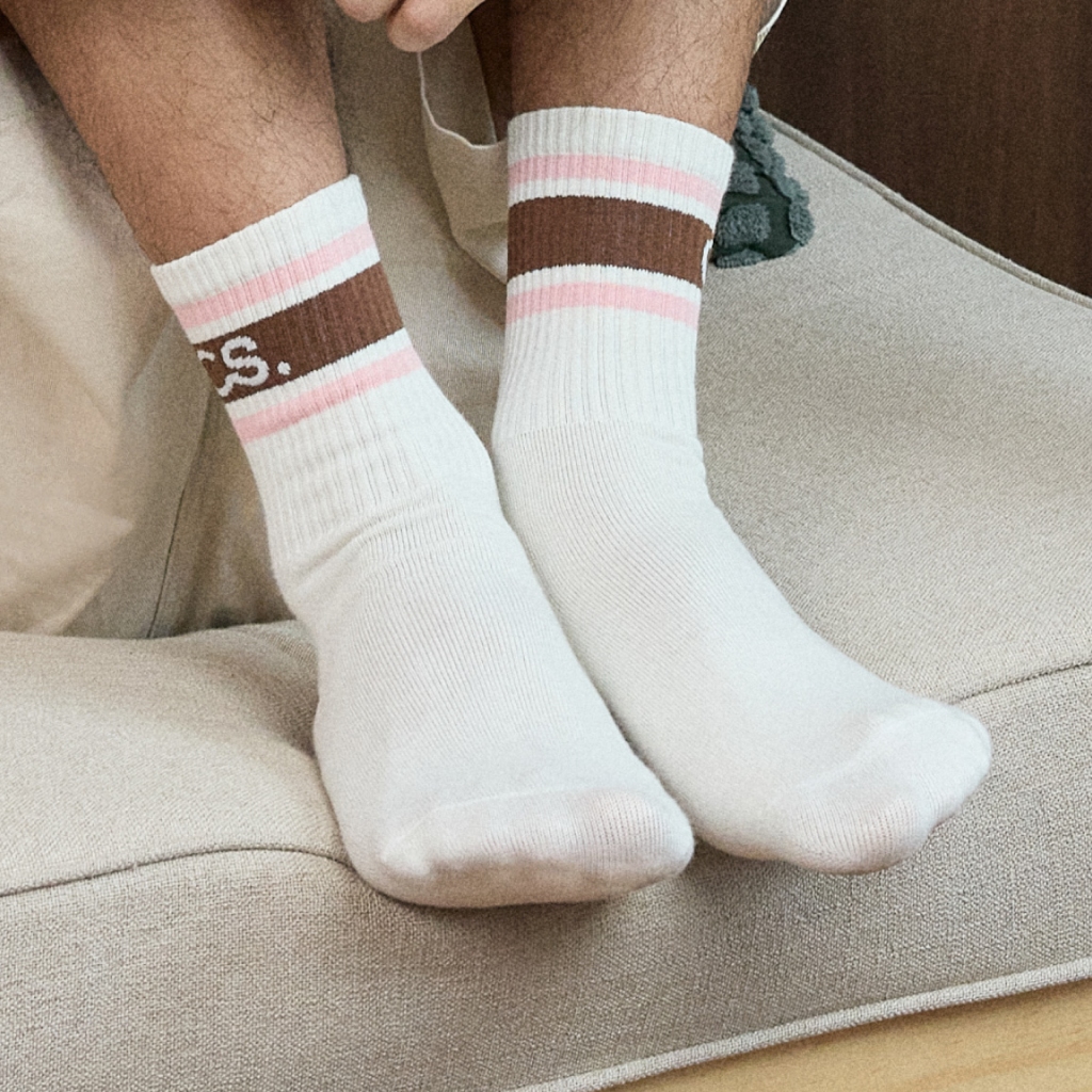 Classy Club - ถุงเท้า ข้อยาว รุ่น FurPrint Socks - The Pawsonality Order Col.